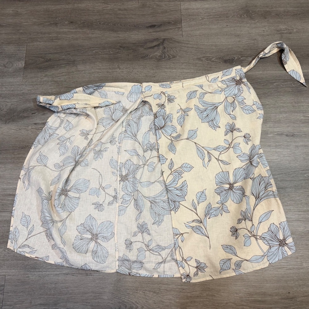 Cynthia Rowley 100% Linen Floral Wrap Midi Skirt Size Medium Blue Cream - Picture 13 of 13